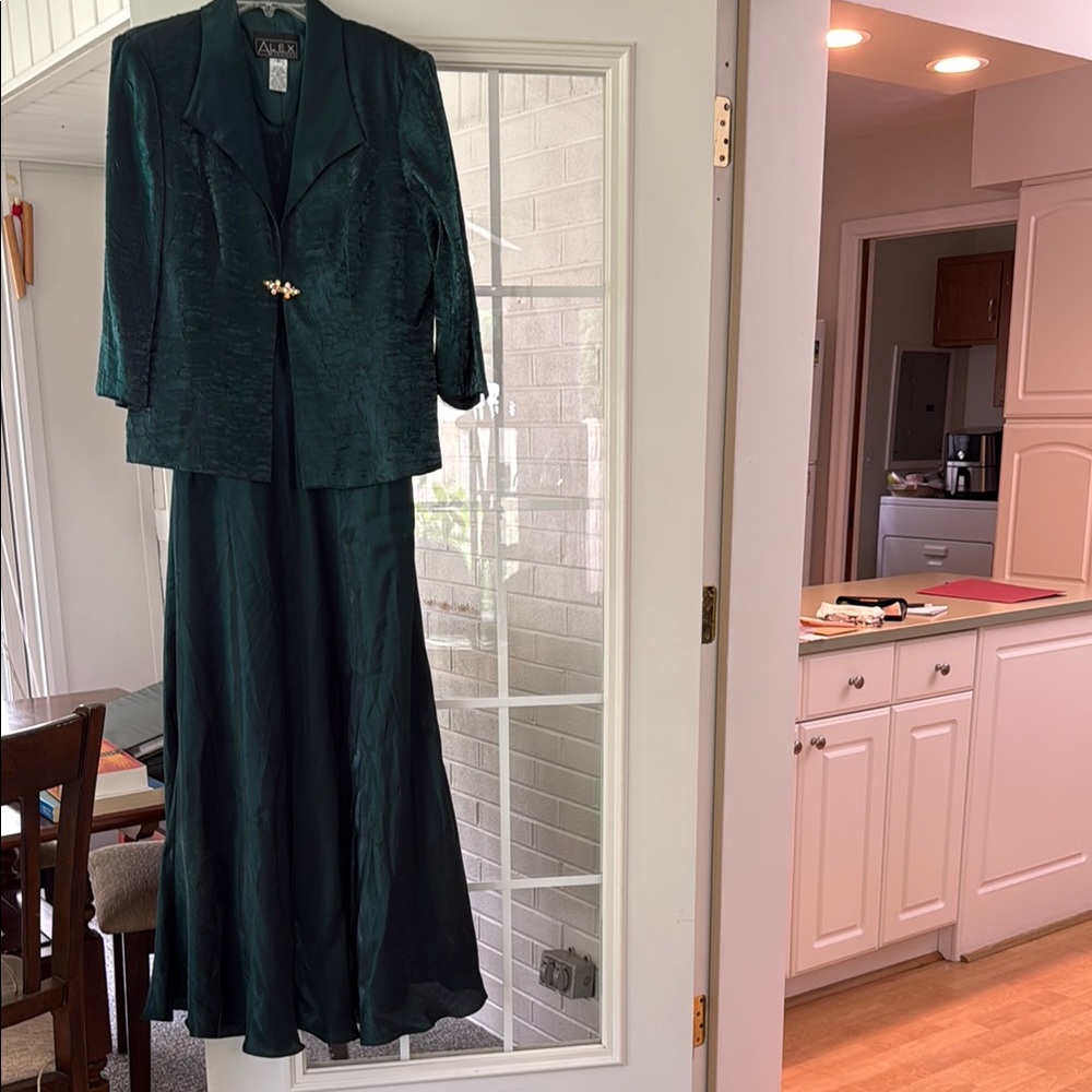 Alex Evenings Long Sleeve Green Dress